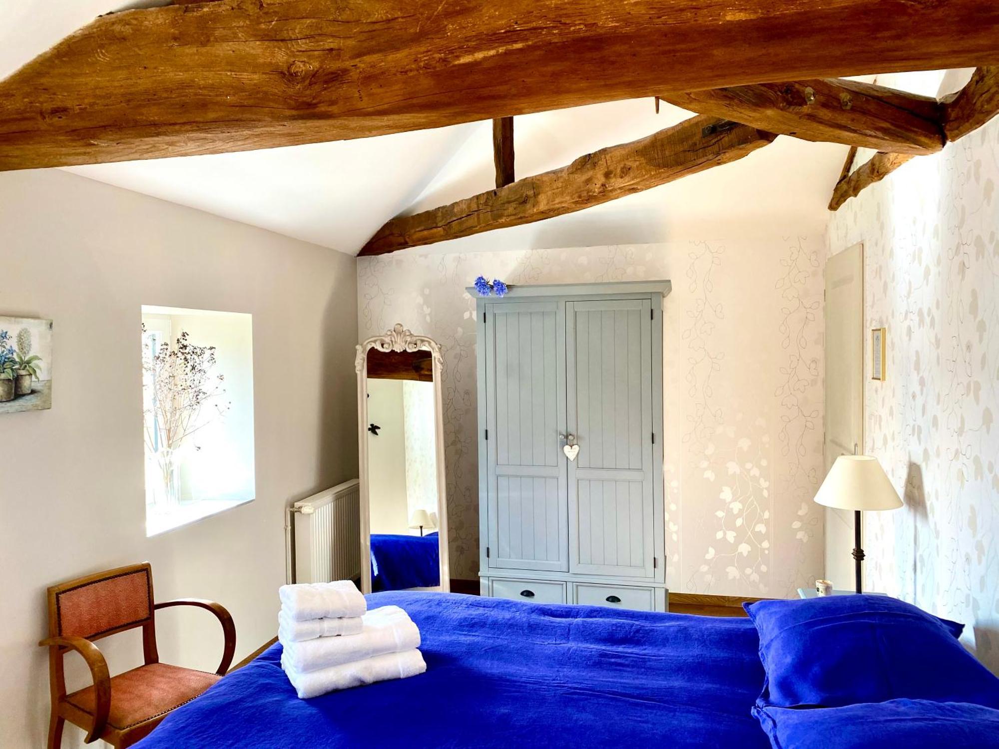 Aux Agapanthes, Chambres D'Hotes Charentaises De Charme Avec Piscine Aumagne Exteriör bild
